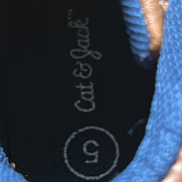 Cat & Jack brown chukka  boots w/blue liner.  Baby size 5.  Excellent condition. - Picture 8 of 10